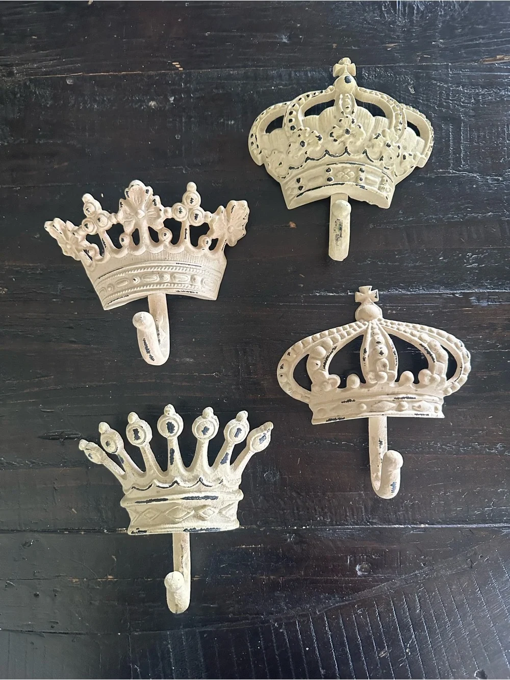 Crown Wall Hooks Set - Decorative Metal Crown Hooks in Cream